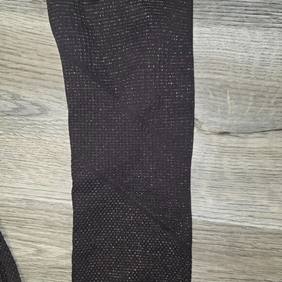 Athleta Shimmer and Sweat Compression Leggings Size S - Picture 3 of 7
